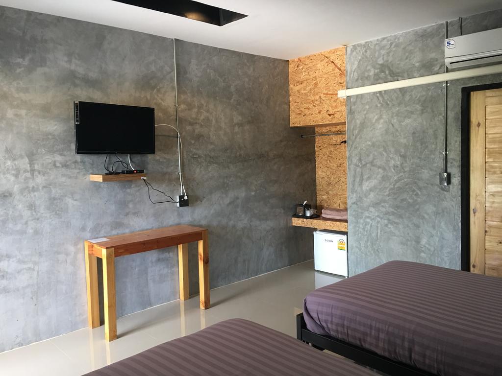 The Loft Resort Kabin Buri Екстериор снимка